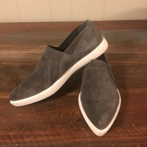 Naya slide on sneakers